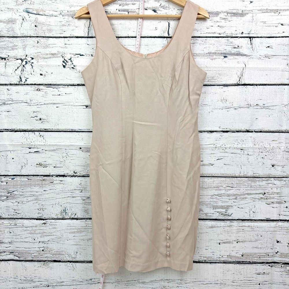 CDC Women's Sheath Dress Cream Champaign w/ Accent Buttons [Size‎ 6]